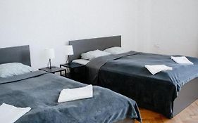 Best Rooms For Short Stay In City Center